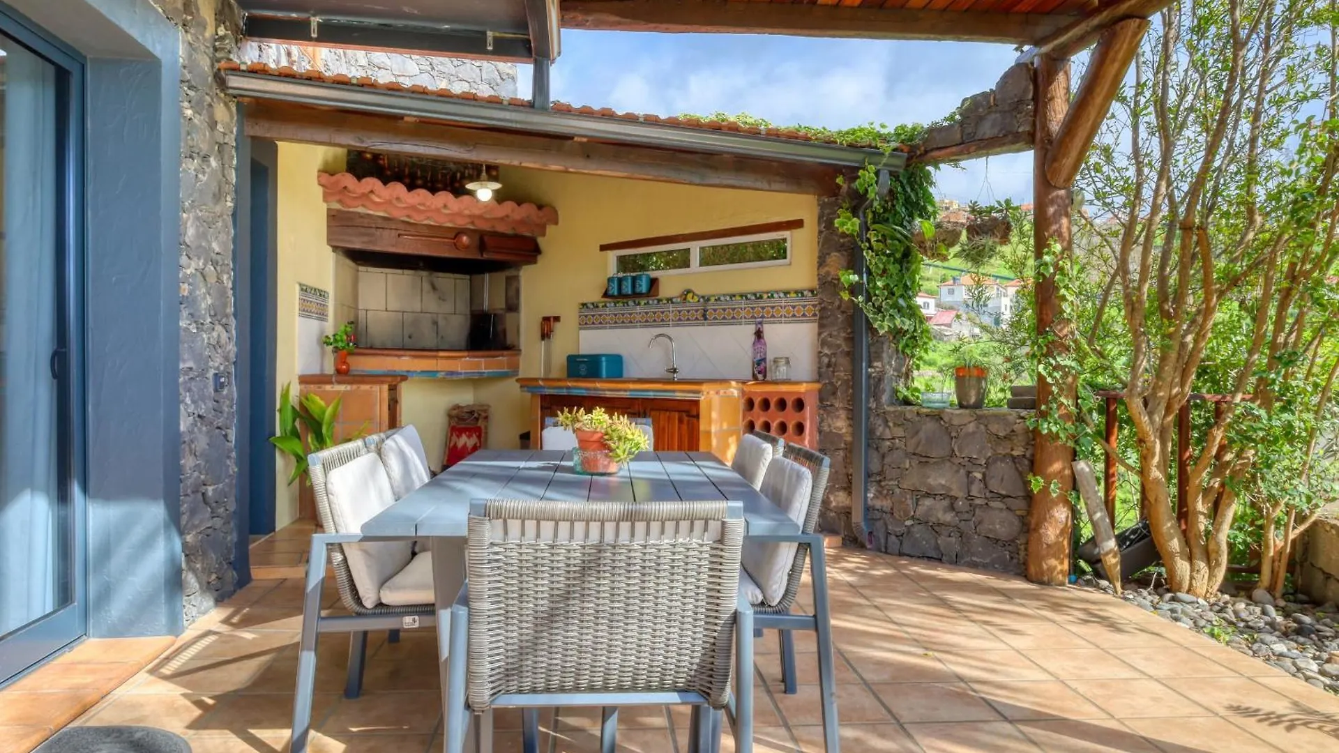 Vila Ricardo House, A Home In Madeira Calheta