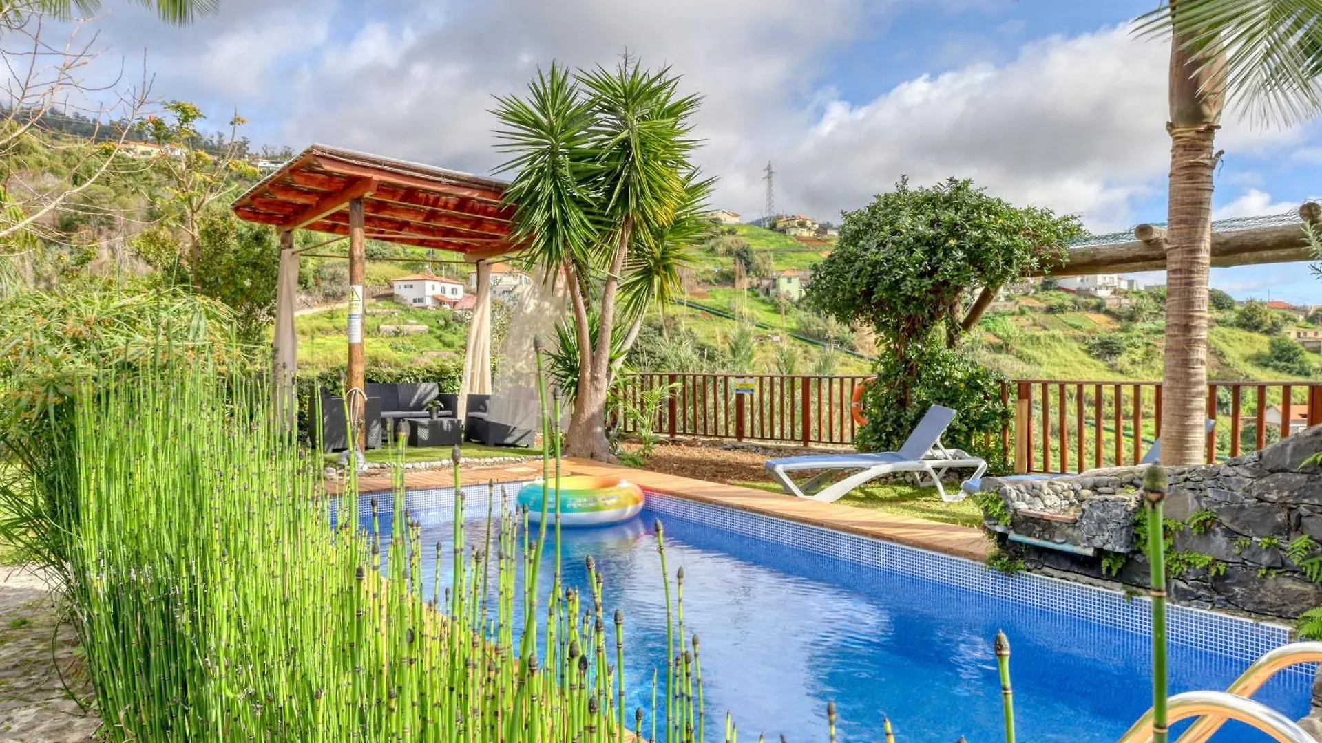 Ricardo House, A Home In Madeira Calheta