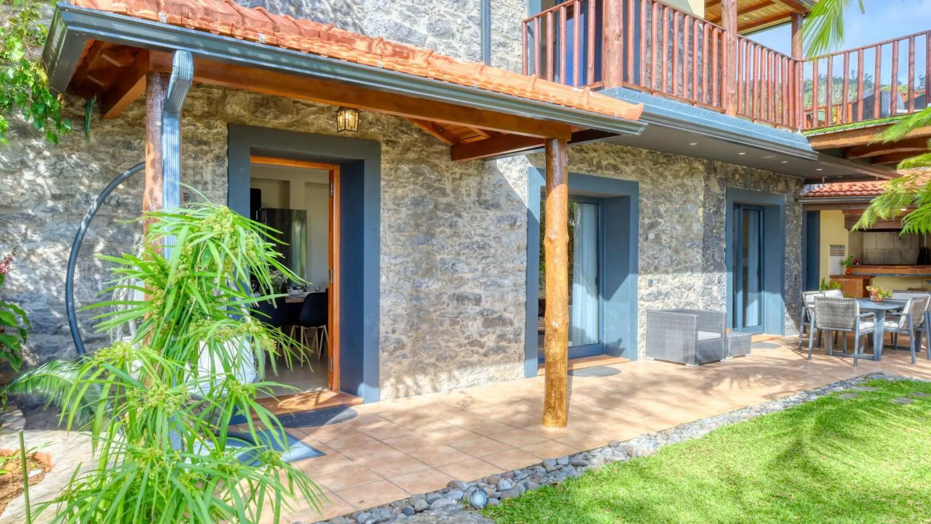 Ricardo House, A Home In Madeira Calheta  Portugal