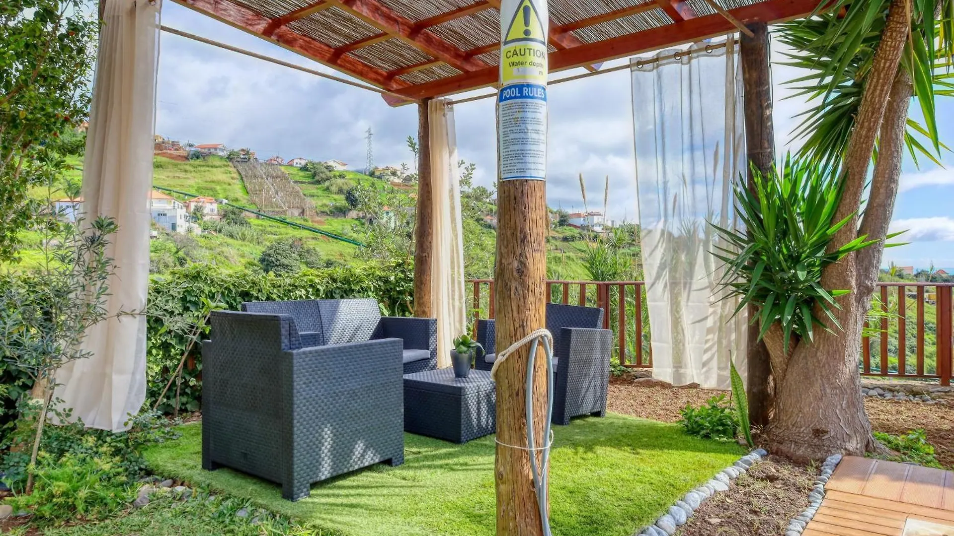 Villa Ricardo House, A Home In Madeira Calheta  Portugal