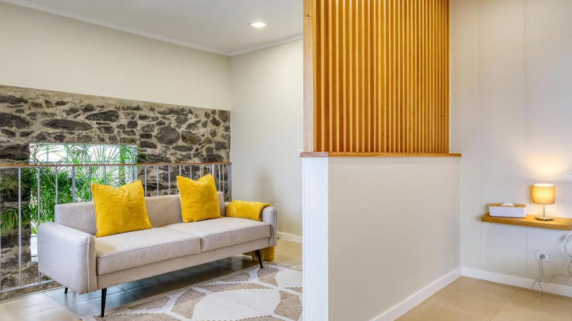 Ricardo House, A Home In Madeira Calheta  Villa